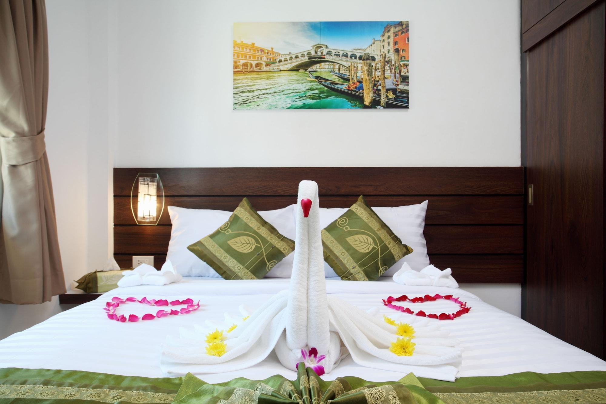 Kata Hill View Villas By Kata Sea View Villas Bagian luar foto