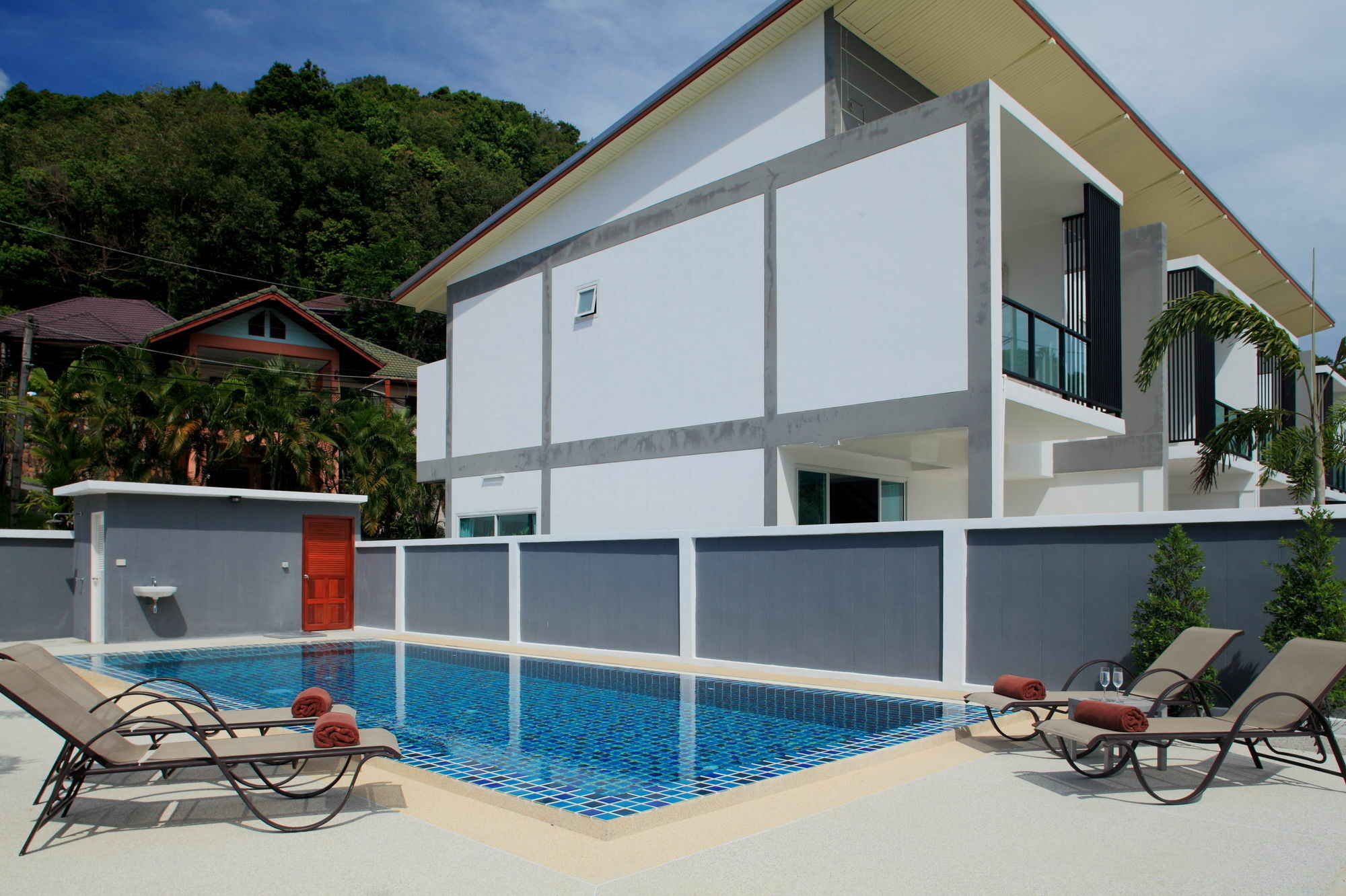 Kata Hill View Villas By Kata Sea View Villas Bagian luar foto