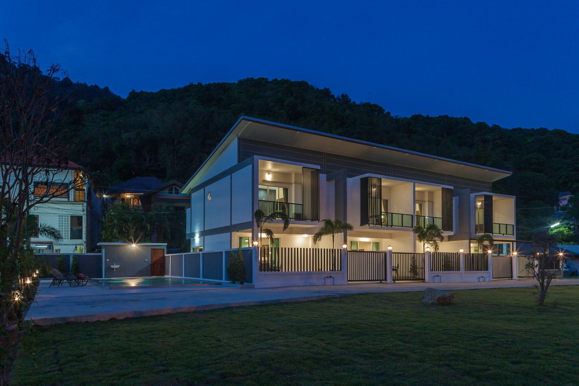 Kata Hill View Villas By Kata Sea View Villas Bagian luar foto